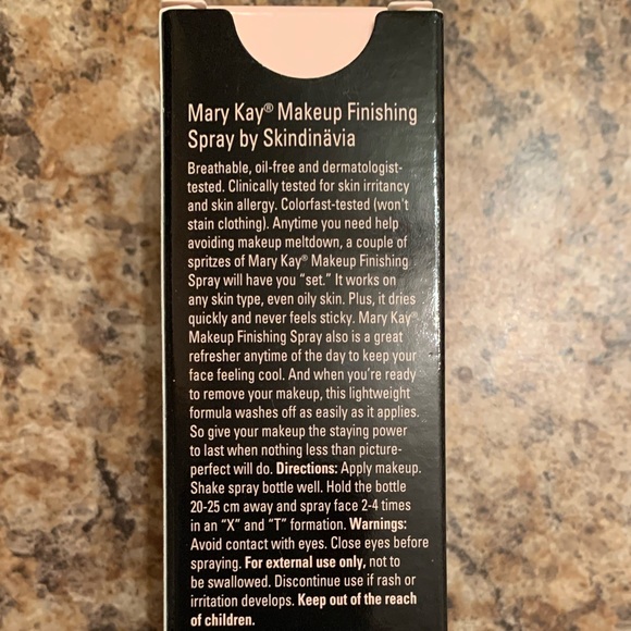 Mary Kay Makeup Finishing Spray - Picture 2 of 2